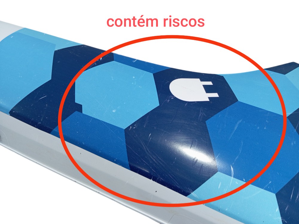 Spoiler Esquerdo Renault Zoe Neo 2023 V617 8