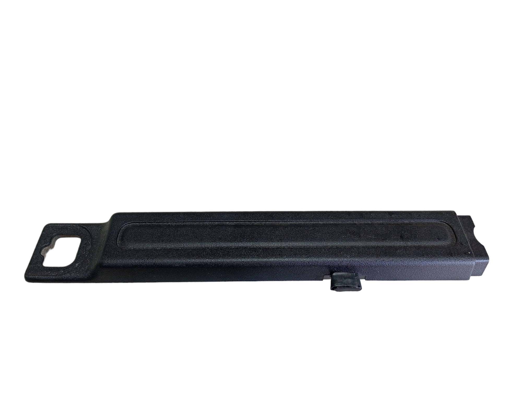 Moldura Esquerda Porta Malas Discovery 5 2019 V597 4