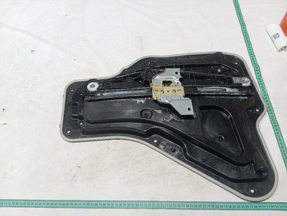 Suporte máquina vidro porta tras esquerda Song Pro 2025 V669 8