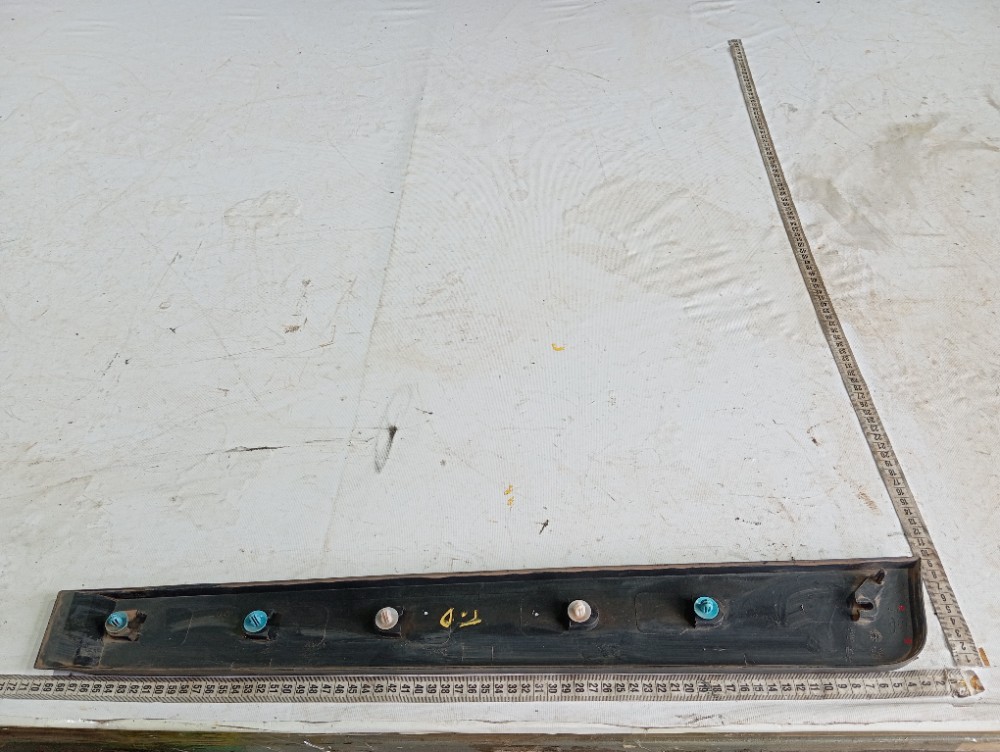 Moldura Porta Traseira Direita Chery Tiggo 2 2020 V613 9