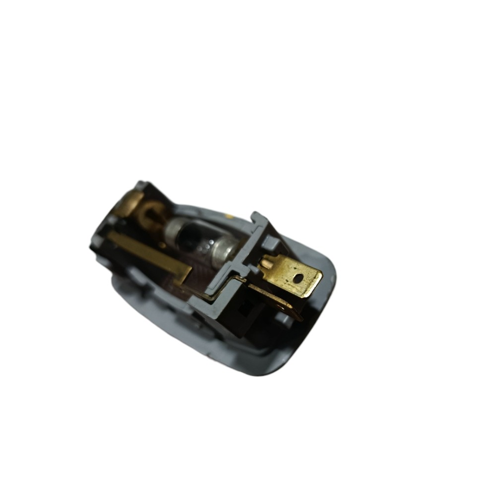 Luz cortesia direito Hyundai Hb20s 2015 1