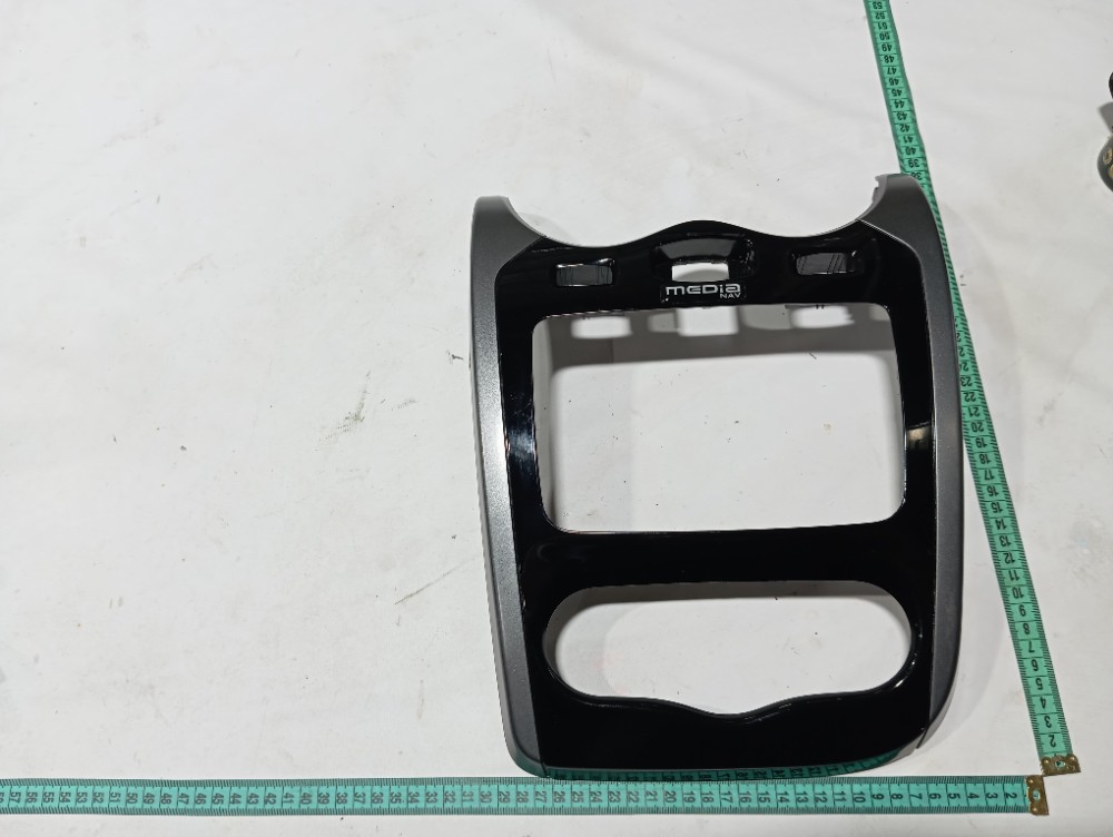 Moldura Central Painel Renault Sandero Logan 2008 A 2015 10