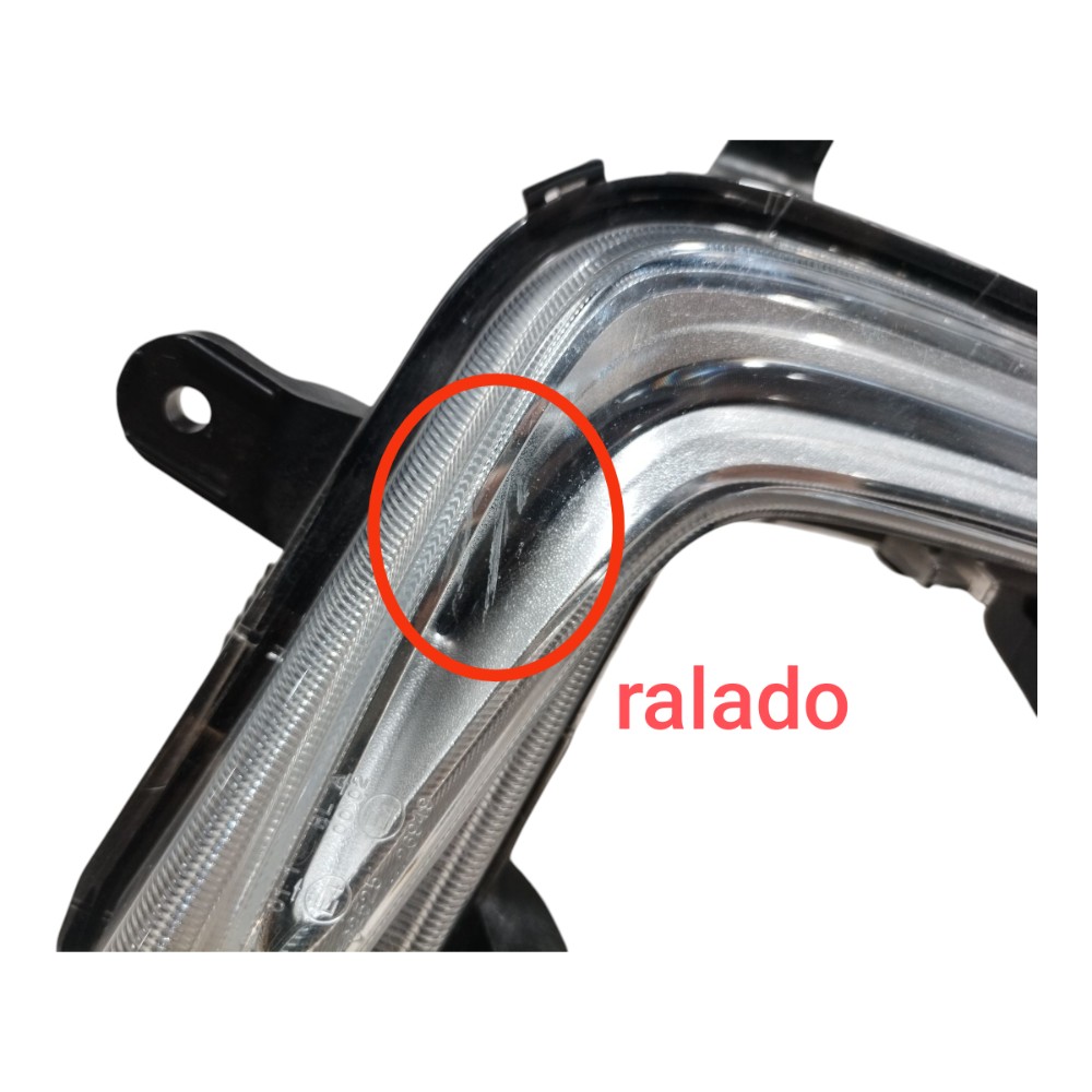 Farol Milha Esquerda Gm Tracker 2020 2025 V627 8
