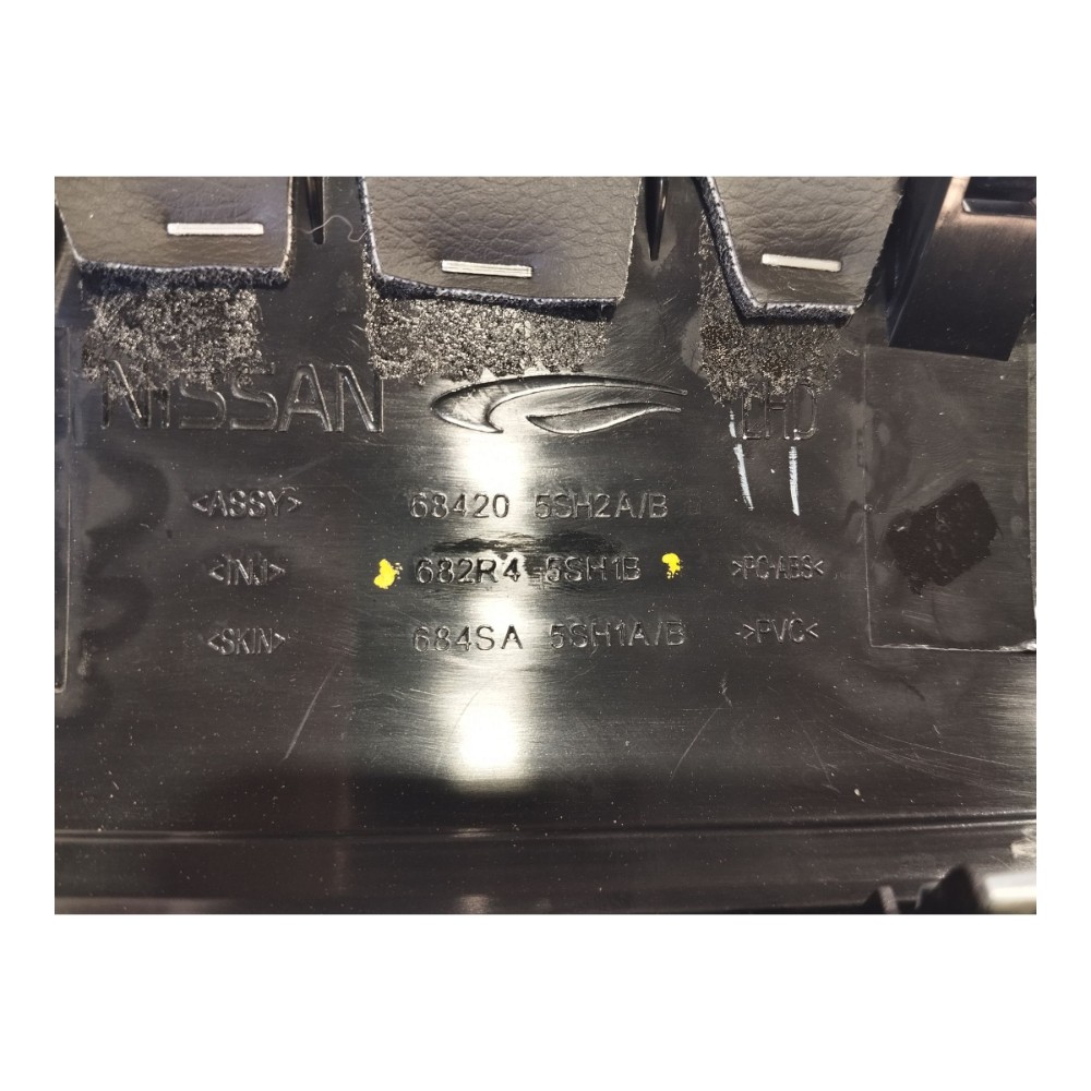 Acabamento Painel Direito  Nissan Leaf 2023 V632 4