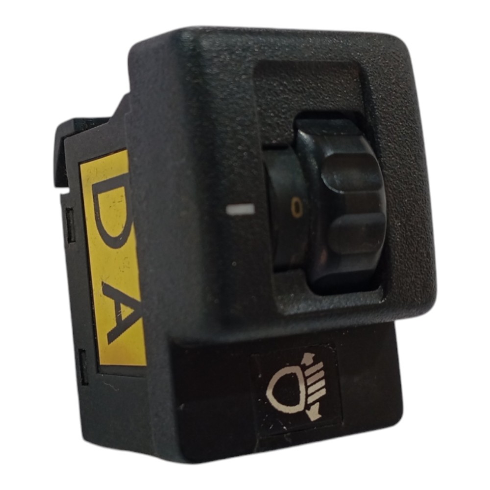 Botão Regulagem Farol Gm Omega 1993 A 1998 90214667 5