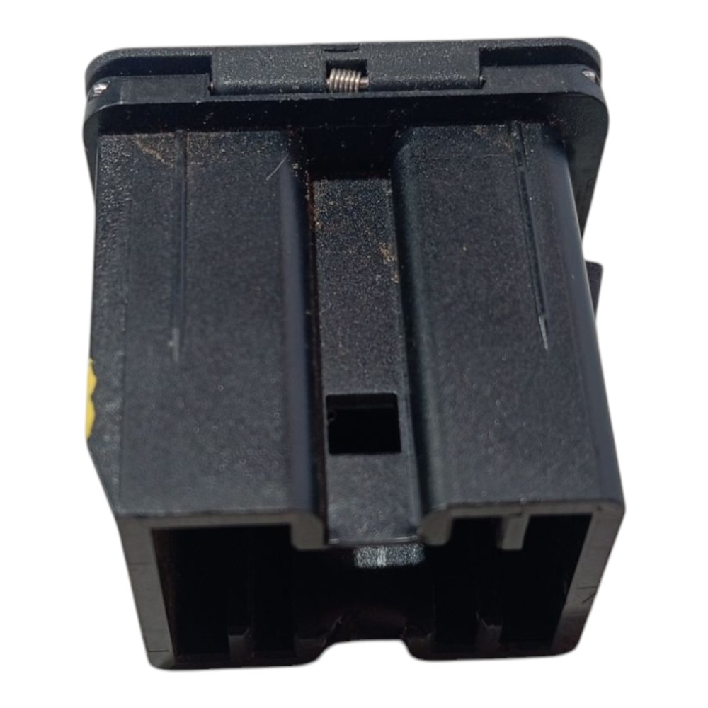 Suporte cabo tomada USB Gwm Haval GT 2024 V636 7