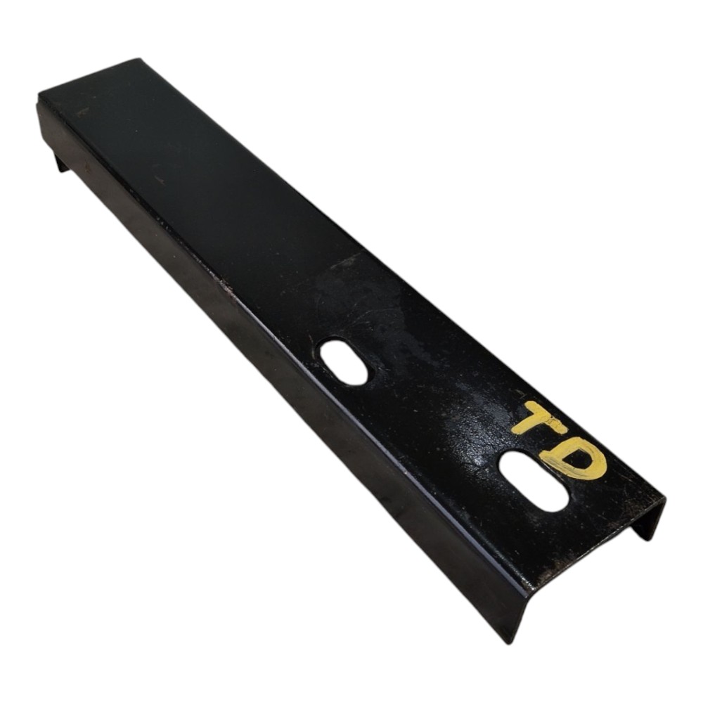 Suporte Parachoque Traseiro Direito Mitsubishi L200 04 V638 10