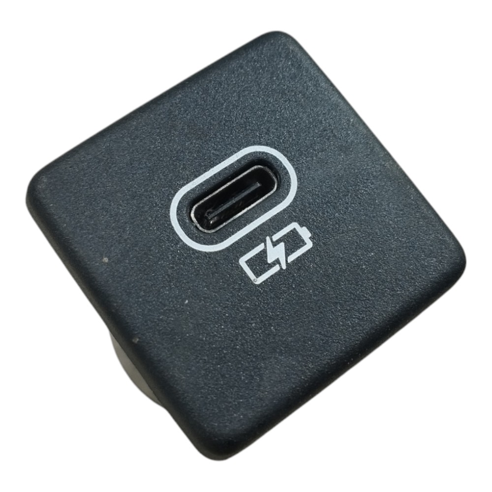 Botão Usb Land Rover Defender 2022 V645 4