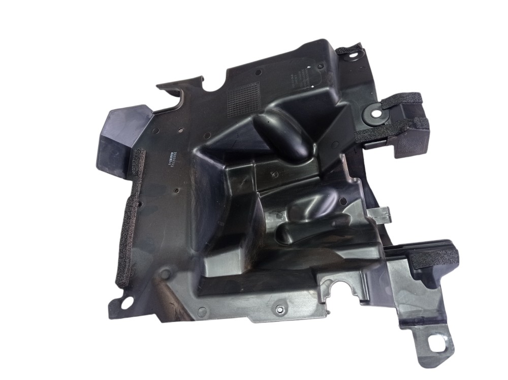 Defletor Esquerdo Grade Churrasqueira Gwm Haval H6 2024 V610 4
