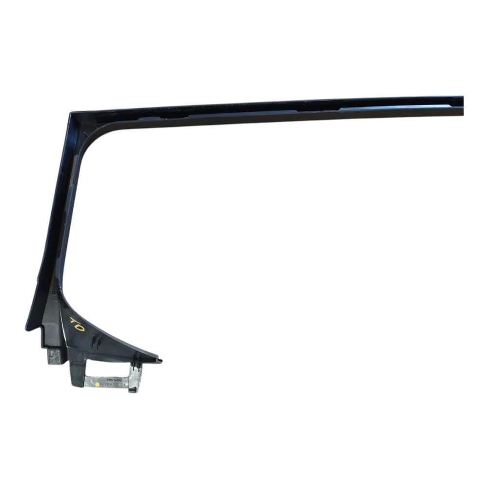 Moldura Porta Traseira Direita Nissan Leaf 2023 V632 2
