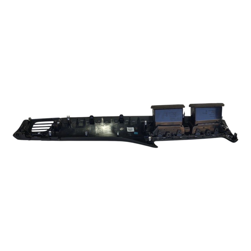 Acabamento Painel Direito  Nissan Leaf 2023 V632 8