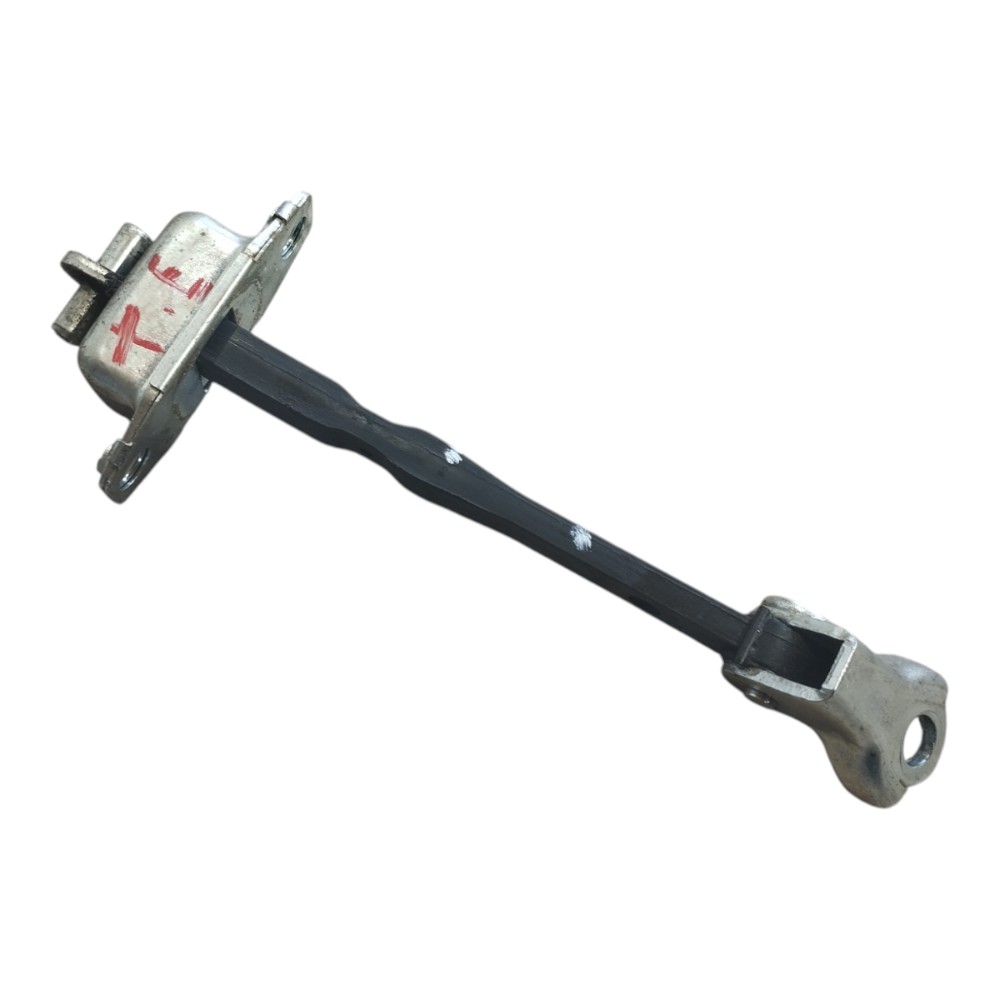 Limitador Porta Traseira Esquerdo Suzuki Scross 2016 V648 5