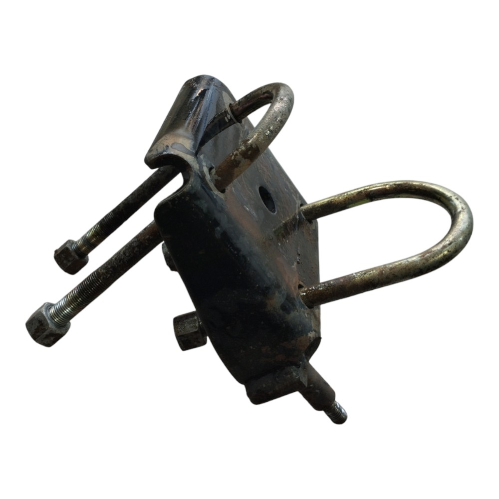 suporte feixo de mola Mitsubishi L200 Sport 2004 a 07 V638