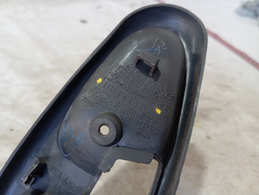 Moldura Maçaneta Int Porta Diant Direita L200 Sport 06 V647 Dianteira 8