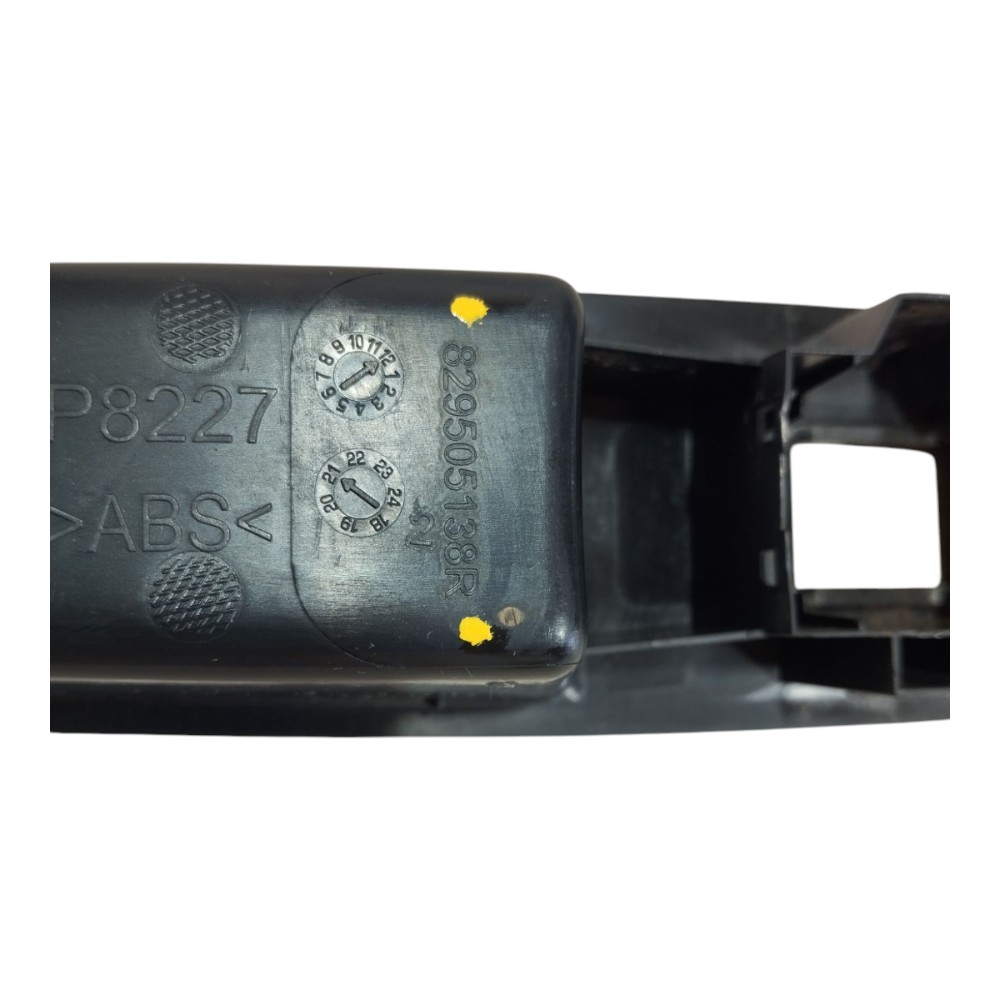 Moldura Botão Vidro Dianteiro Direito Renault Zoe 2023 V639 4