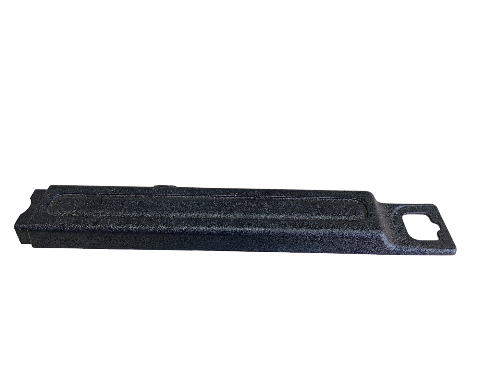 Moldura Esquerda Porta Malas Discovery 5 2019 V597 3