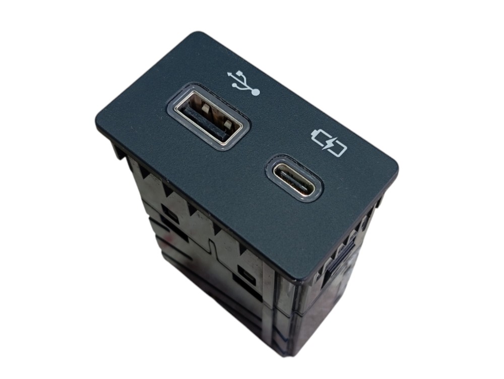 Entrada Usb Lexus Rx500hf Sport 2023 V619 7