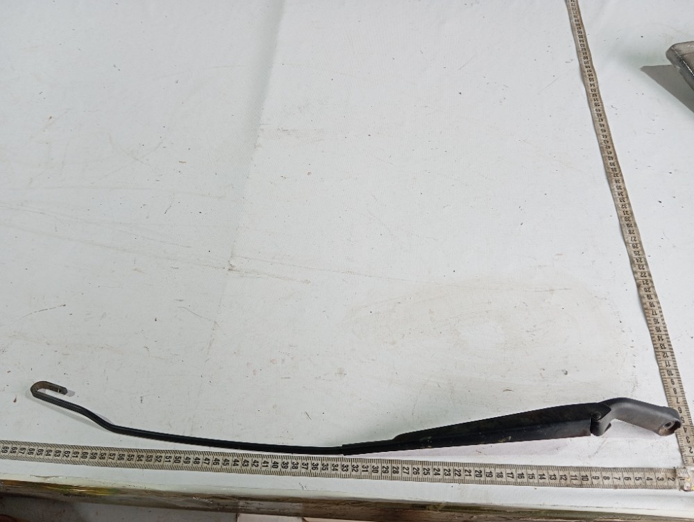 Braço Limpador Direito Parabrisa Vw Golf 2001 V366 8