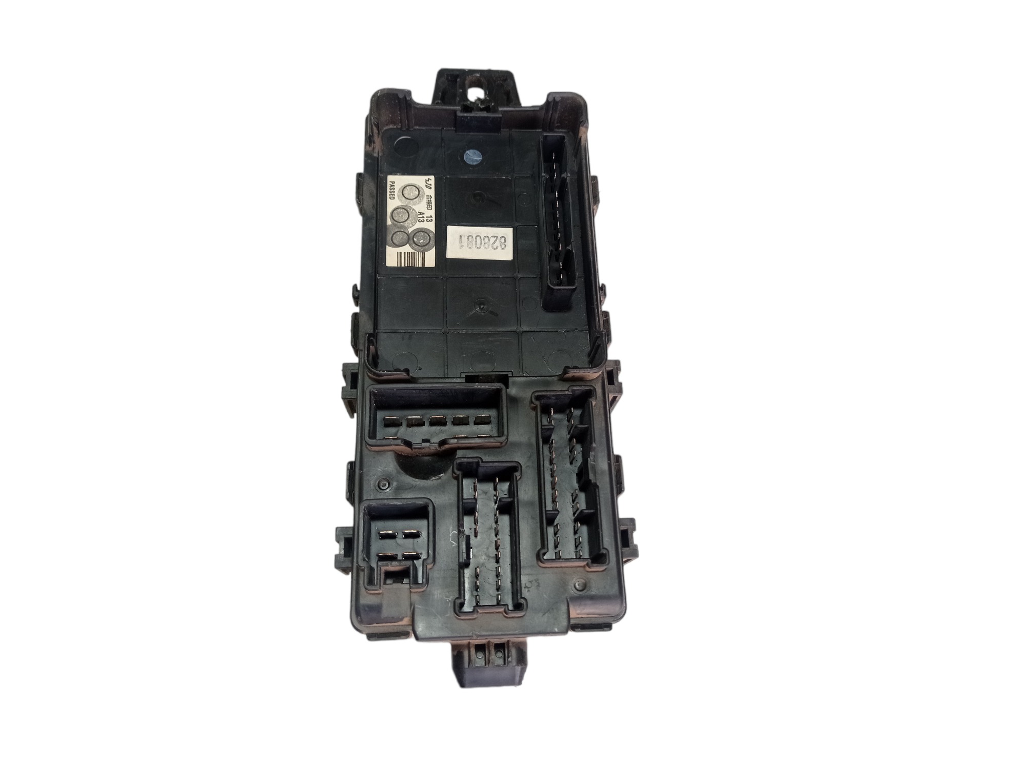 Caixa De Fusível Mitsubishi Pajero Sport 2.5 2010 V569 4