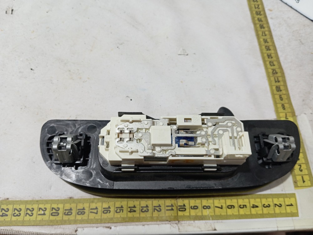 Alça Teto Traseiro Direito Ram Rampage Rt 2023 2025 V664 7