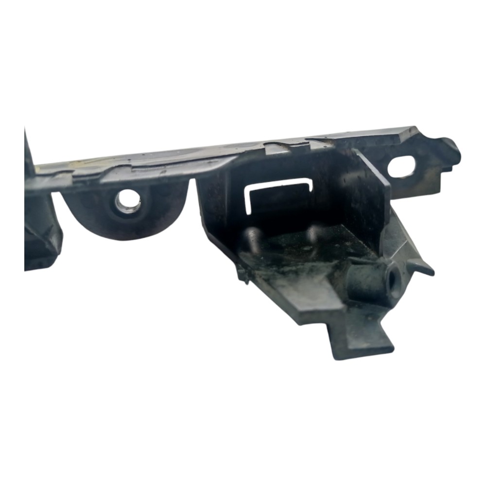 Suporte Guia Parachoque Traseiro Esquerdo Renault Clio 2011 7