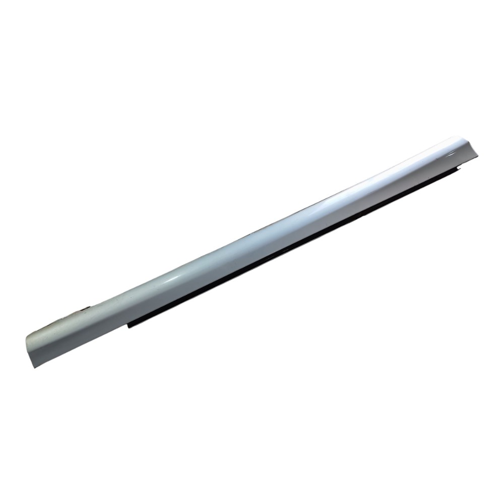 Spoiler Direito Mercedes C180 2002 2007 V661 Prata 3