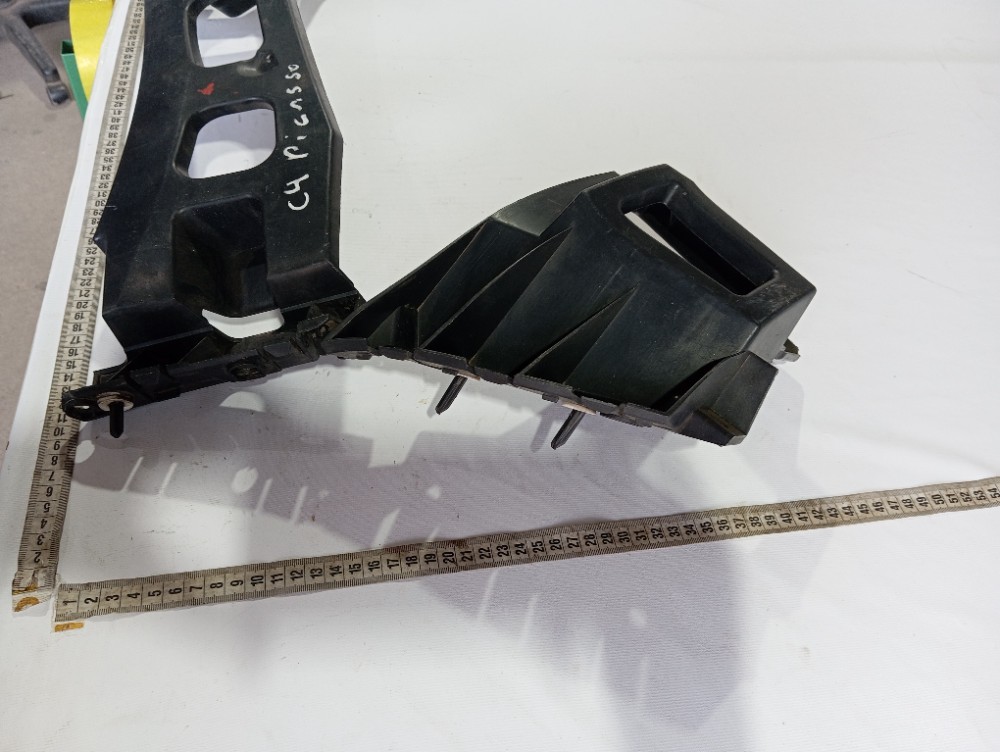 Guia Direito Parachoque Traseiro Citroen C4 Picasso 2011 8