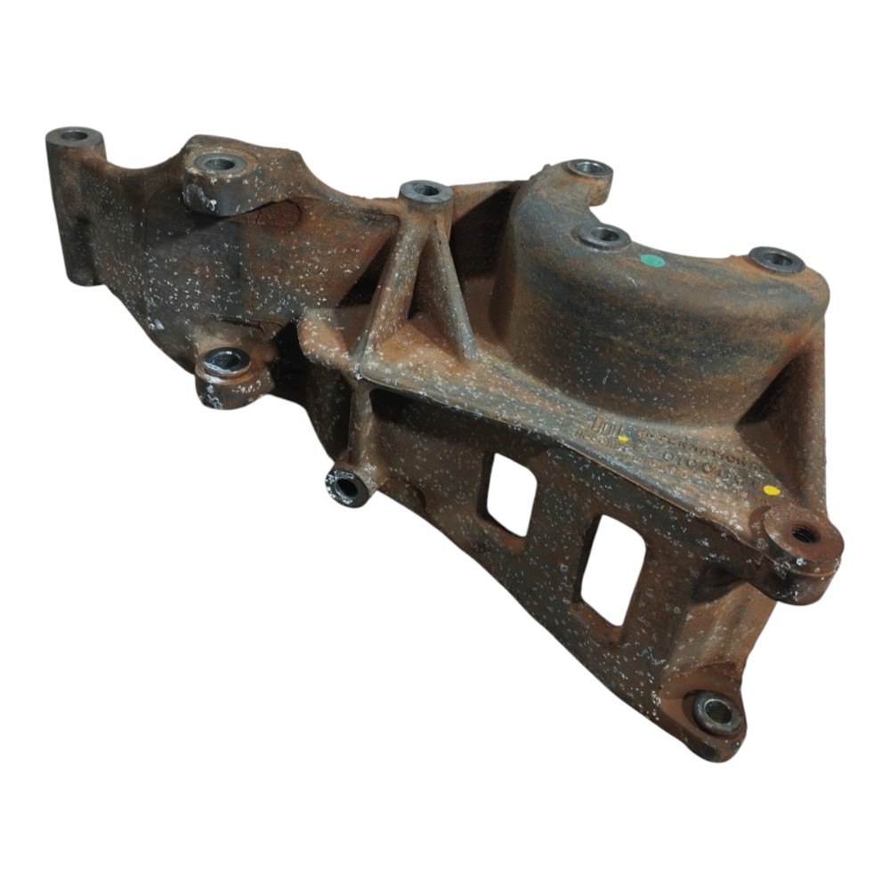 Suporte bomba hidráulica Troller T4 2006 a 12 V650 6