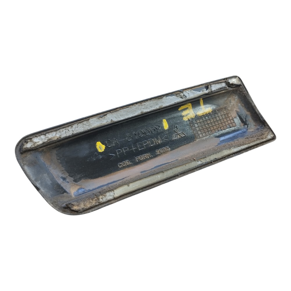 Friso Traseiro Esquerdo Mitsubishi L200 Sport 2004 V638 7