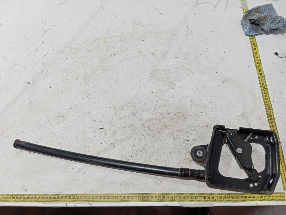 Suporte cabo freio estacionario Mercedes C180 2007 V661 8