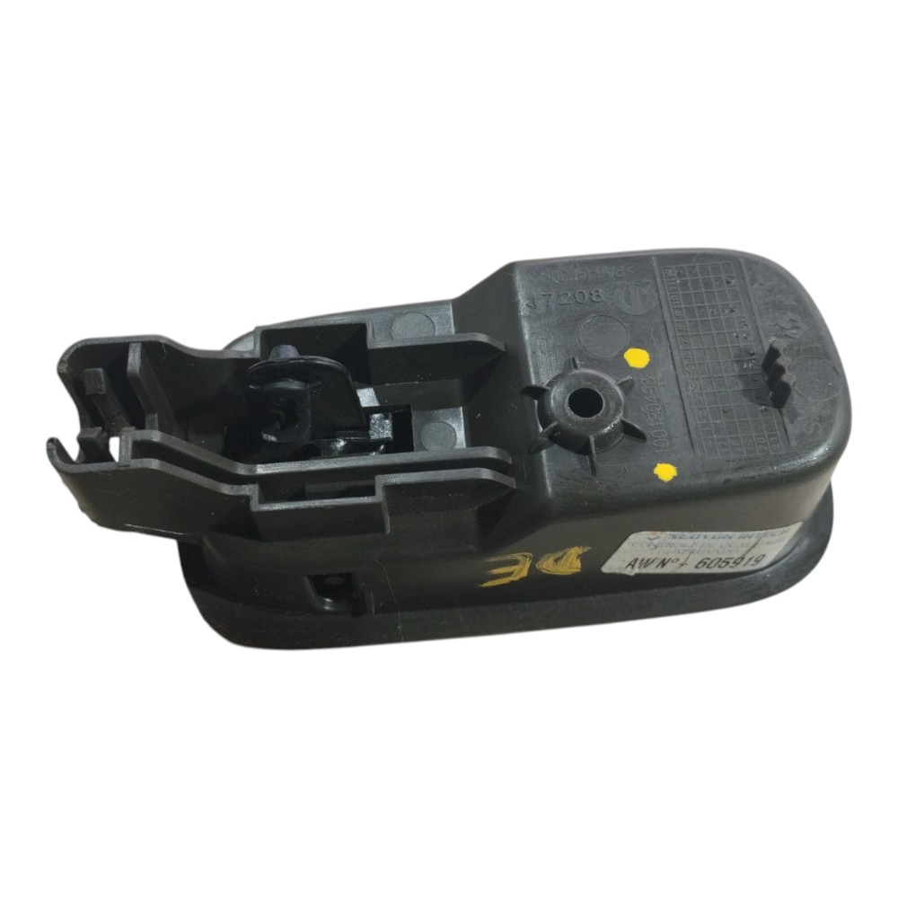 Macaneta Interna Dianteiro Esquerdo Fiat Mobi 2025 V654 Preto 8