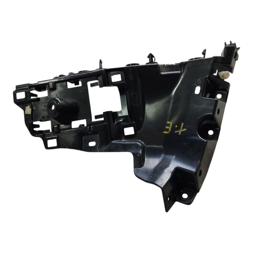 Suporte Parachoque Traseir Esq Land Rover Defender 2022 V645 5
