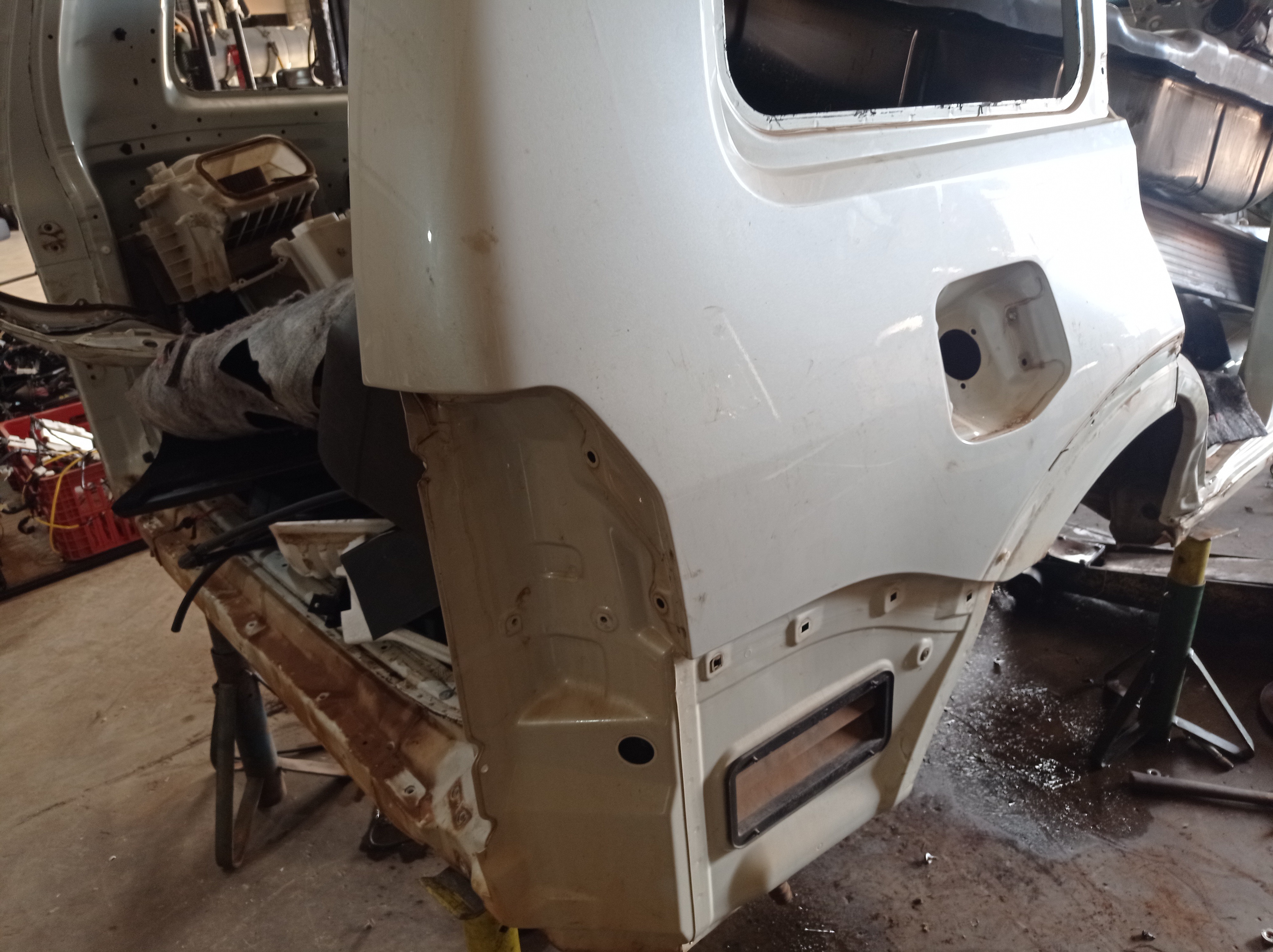 Caixote Traseiro Mitsubishi Pajero Full 2012 4