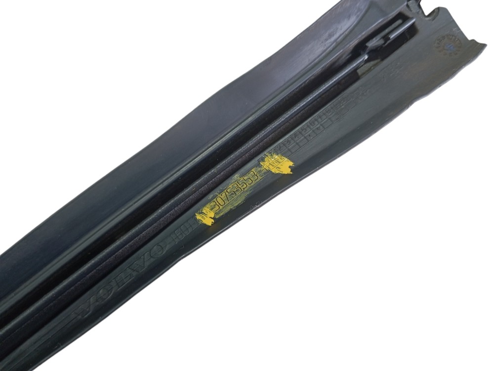Friso Externo Parabrisa Direito Volvo Xc70 2007 V64 9