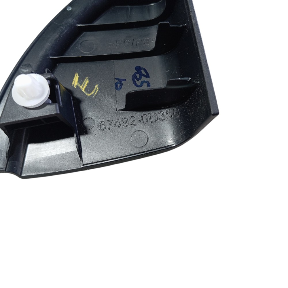Acabamento interno retrovisor esquerdo Toyota Yaris 22 2023 9