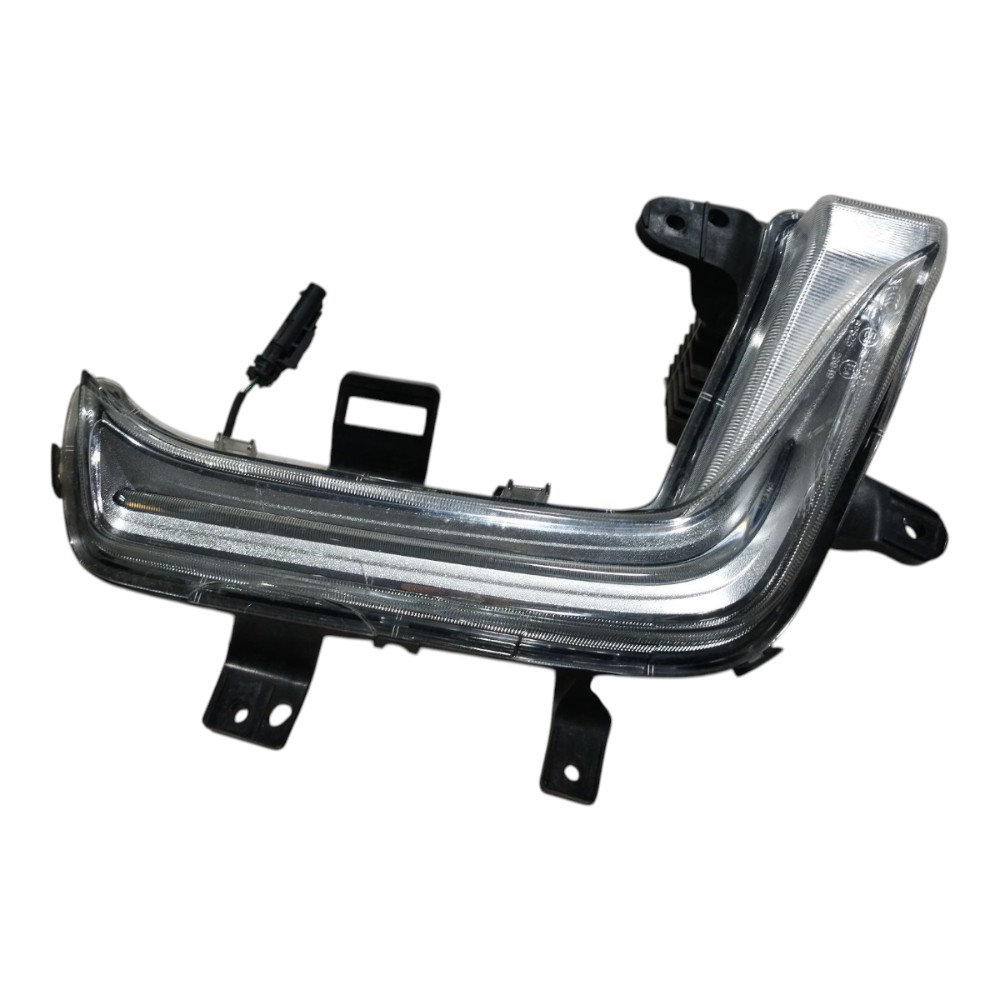 Farol Milha Esquerda Gm Tracker 2020 2025 V627 7