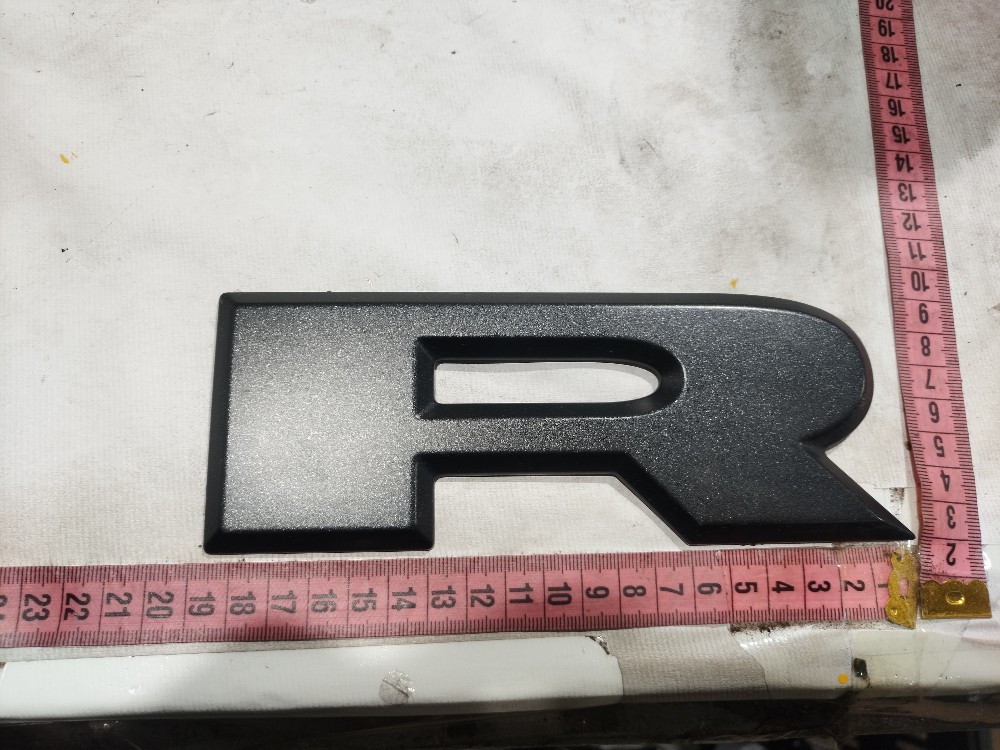 Emblema Letra R Tampa Traseira Ram Rampage Rt 2023 2025 V664 Cinza 6