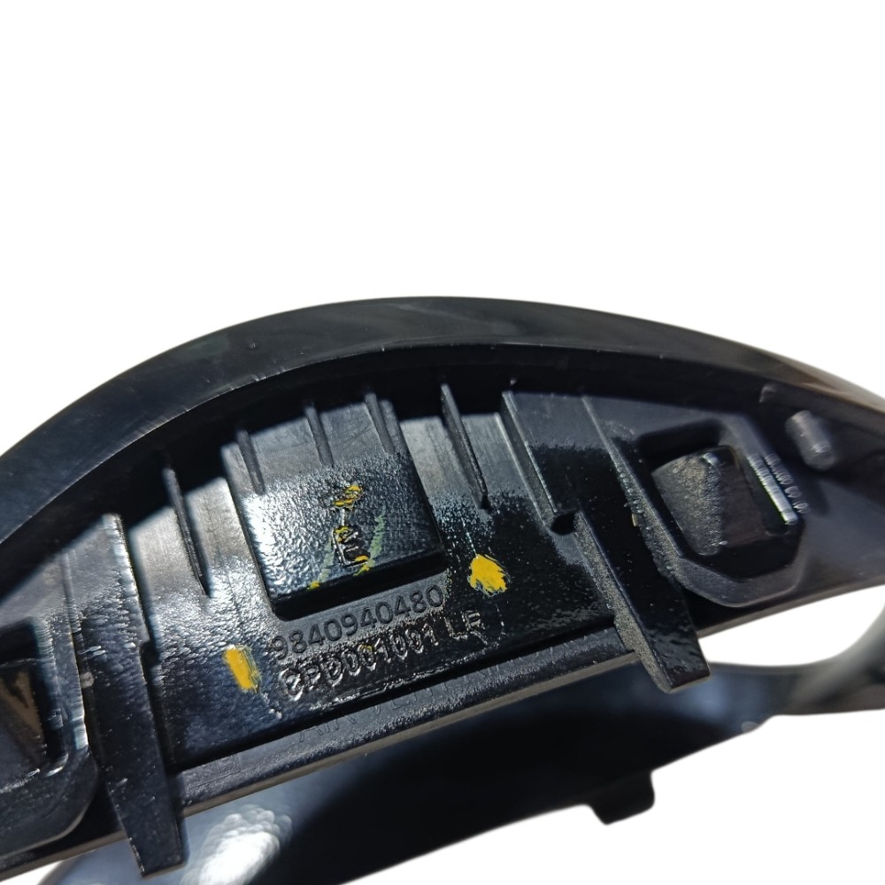 Moldura difusor ar esquerdo Citroen C3 Aircross 2024 7