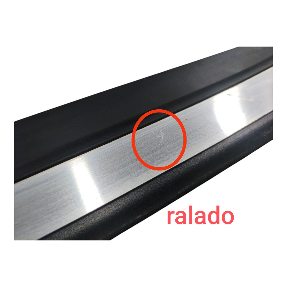Soleira Traseira Direita Mercedes C180 2002 2007 V661 Preto 4