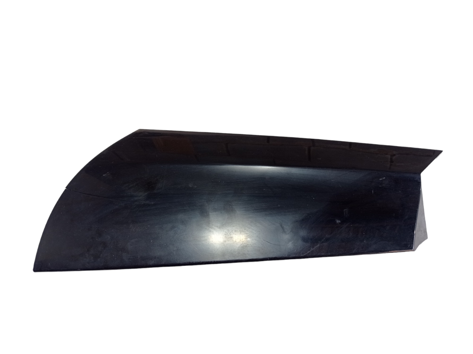 Moldura Ext Coluna Tras Esquerda Discovery 15 2018 V591 1