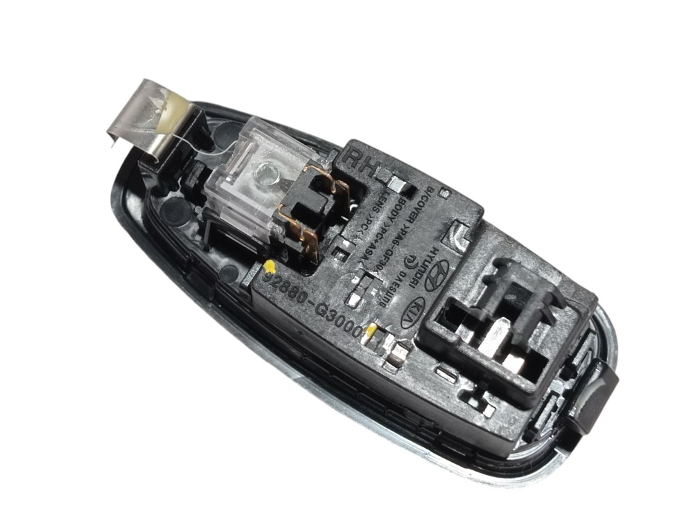 Luz Cortesia Teto Traseira Direita Hyundai Creta 2023 V609 6