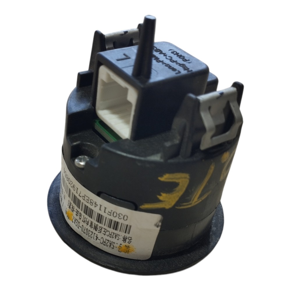 Luz Cortesia Teto Traseiro Esq Byd Song Plus 2023 2025 V631 3