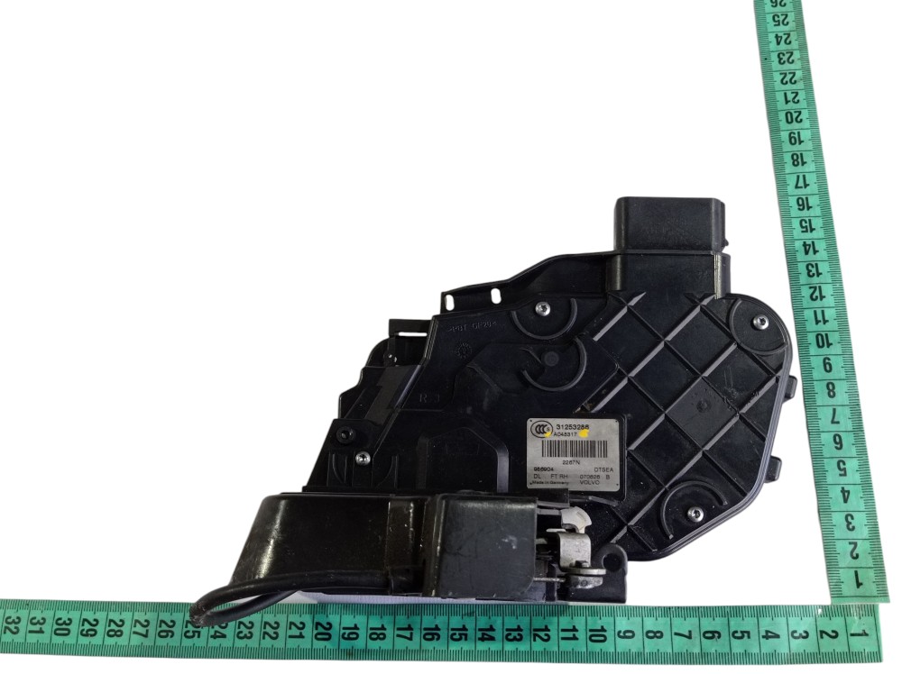 Fechadura Dianteira Direita Volvo Xc70 2006 V64 8