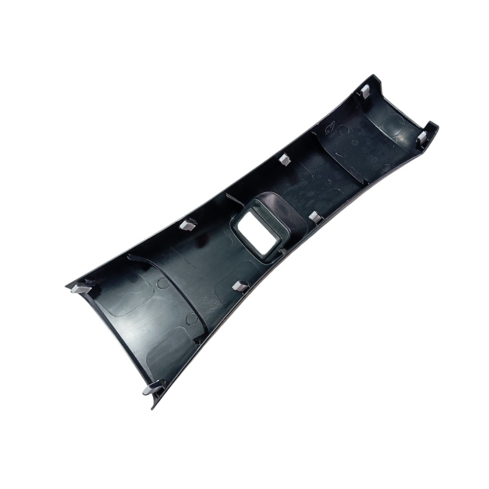 Moldura traseira console Toyota Yaris 2022 2023 3