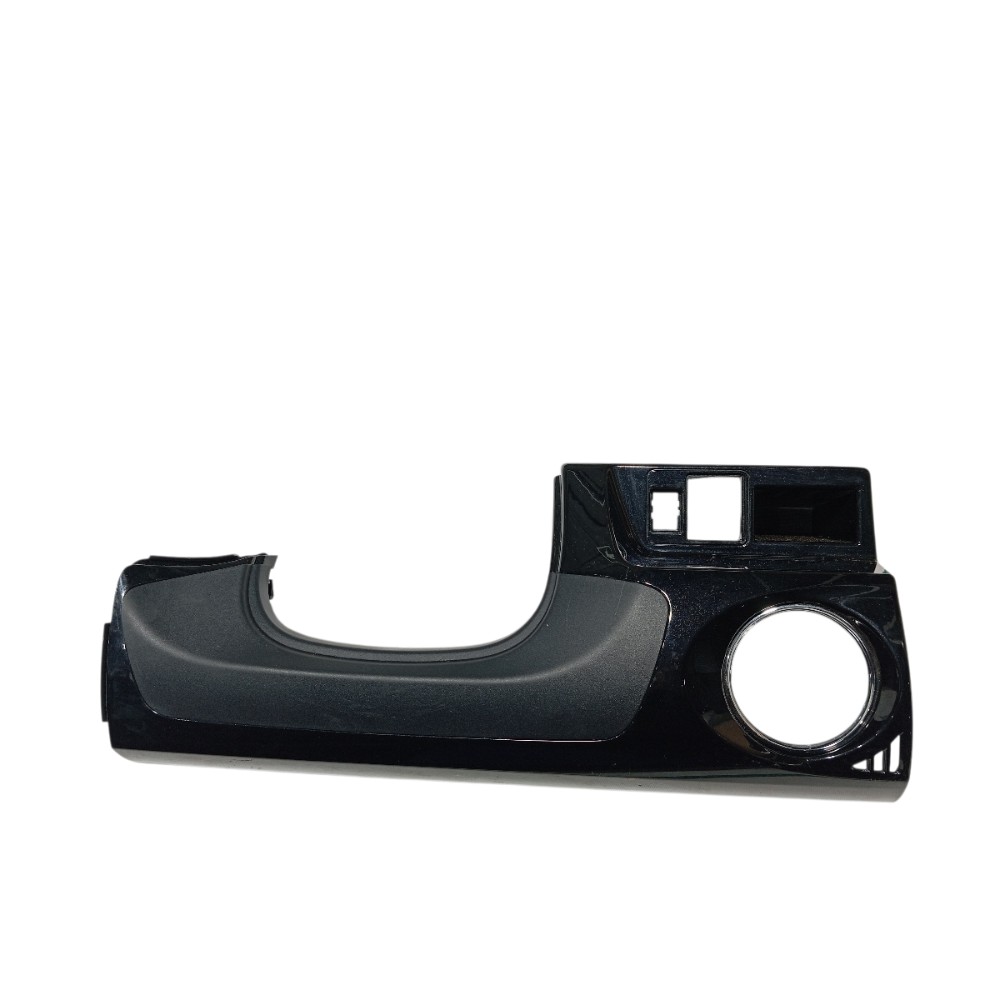 Moldura esquerda painel Toyota Etios 2018 3