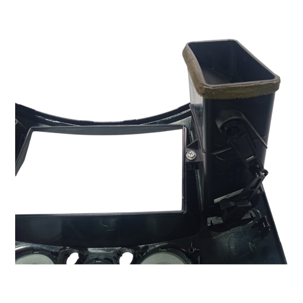 Moldura Painel Central Mitsubishi Grandis 2005 V28 2