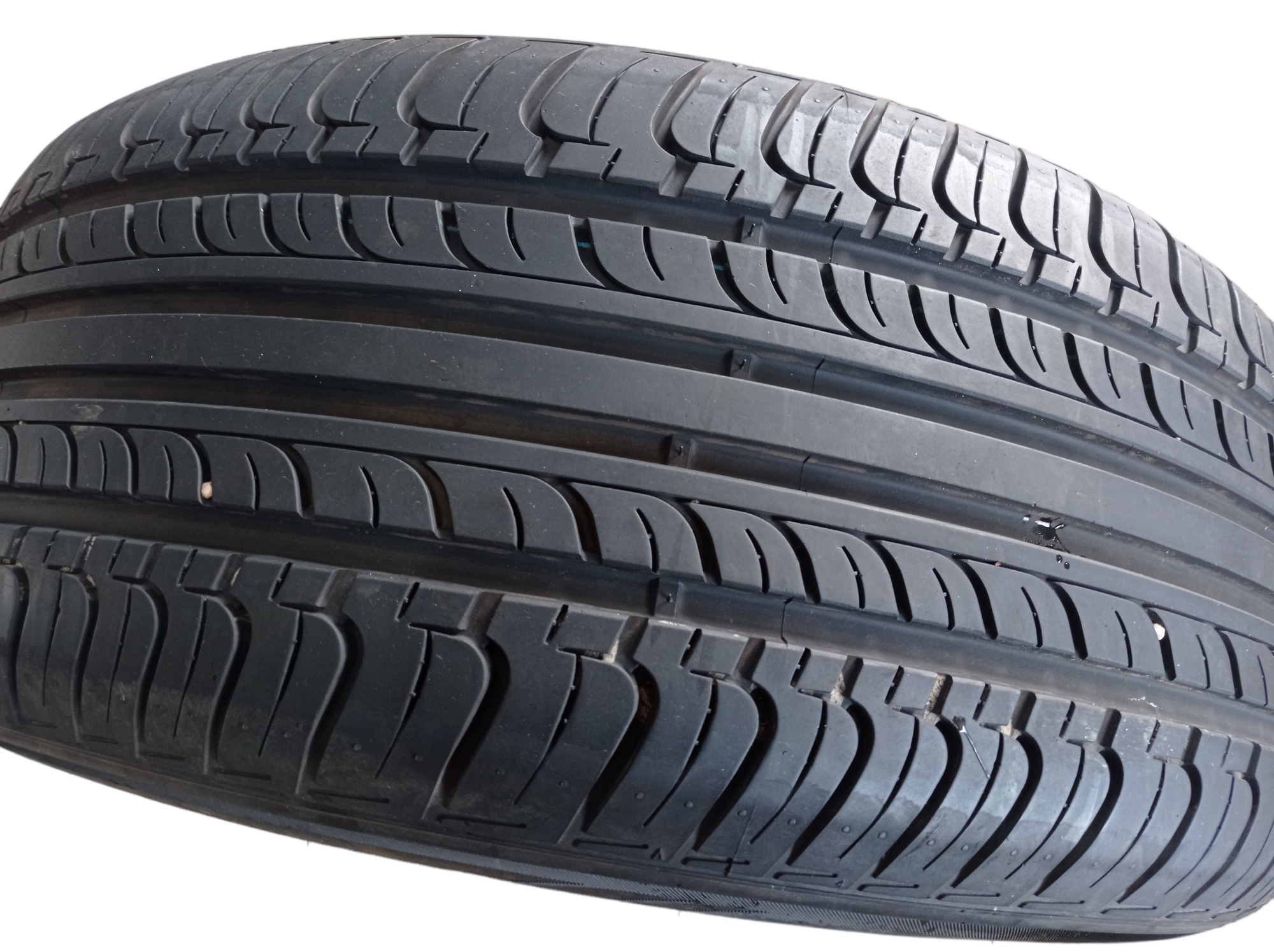 Pneu Aro 18 Hankook Optimo K415 245/50 R18 6