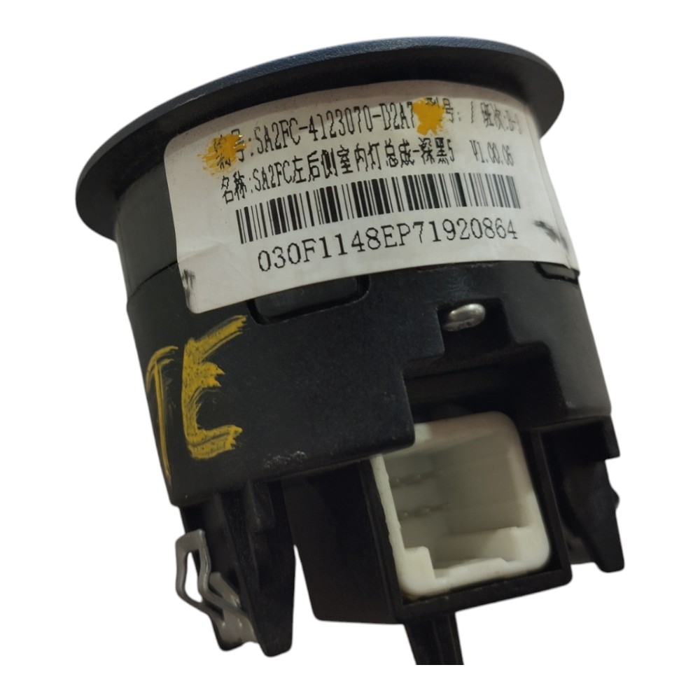 Luz Cortesia Teto Traseiro Esq Byd Song Plus 2023 2025 V631 1