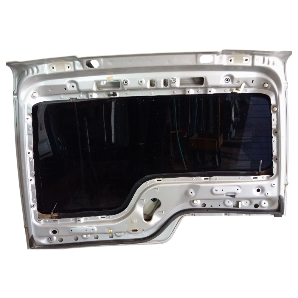 Tampa Traseira Land Rover Discovery 4 2010 A 2014 V656 Prata 2