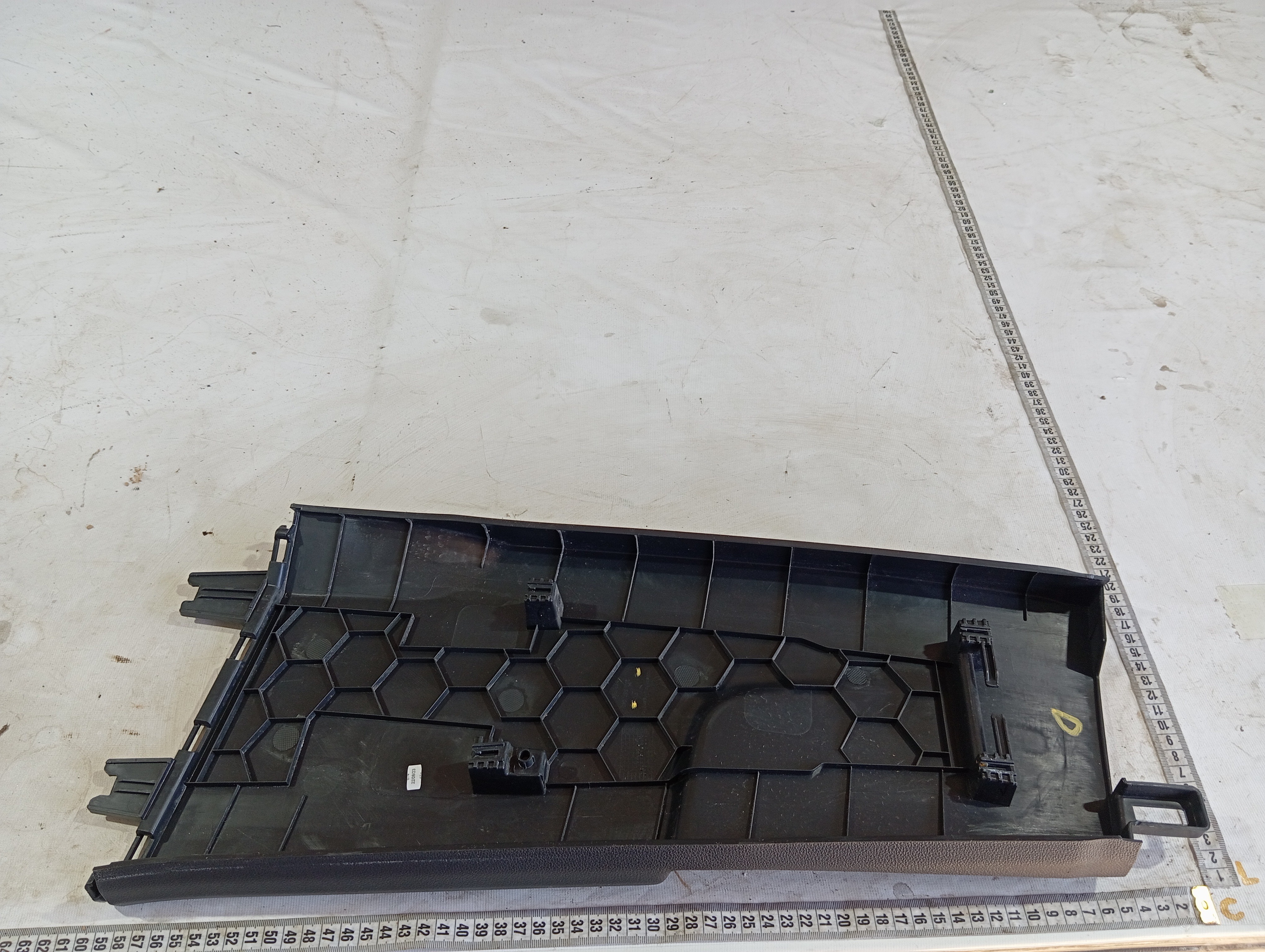 Acabamento Coluna Direita Vw Taos Highline 250 2022 24 V601 8